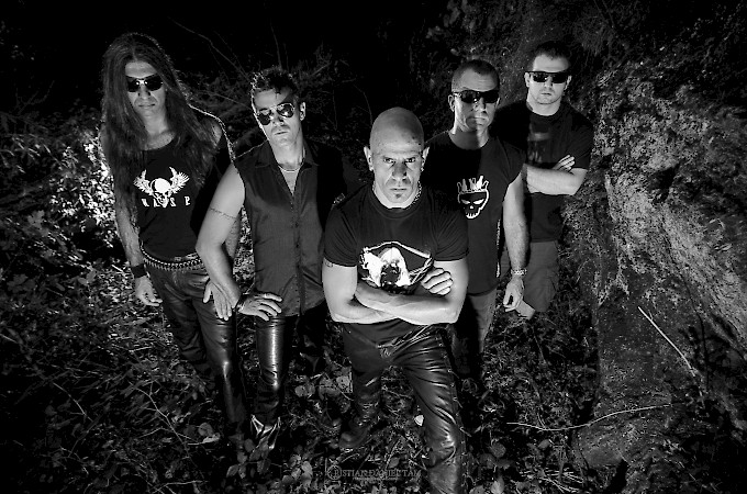 Savage album of 2017 in Heavy Metal history! Savage album of 2017 in Heavy Metal history!