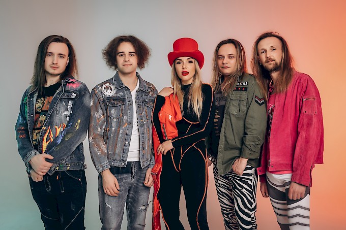 STAR CRYSTAL (Ukraine) in Legacy Mag Germany STAR CRYSTAL (Ukraine) in Legacy Mag Germany